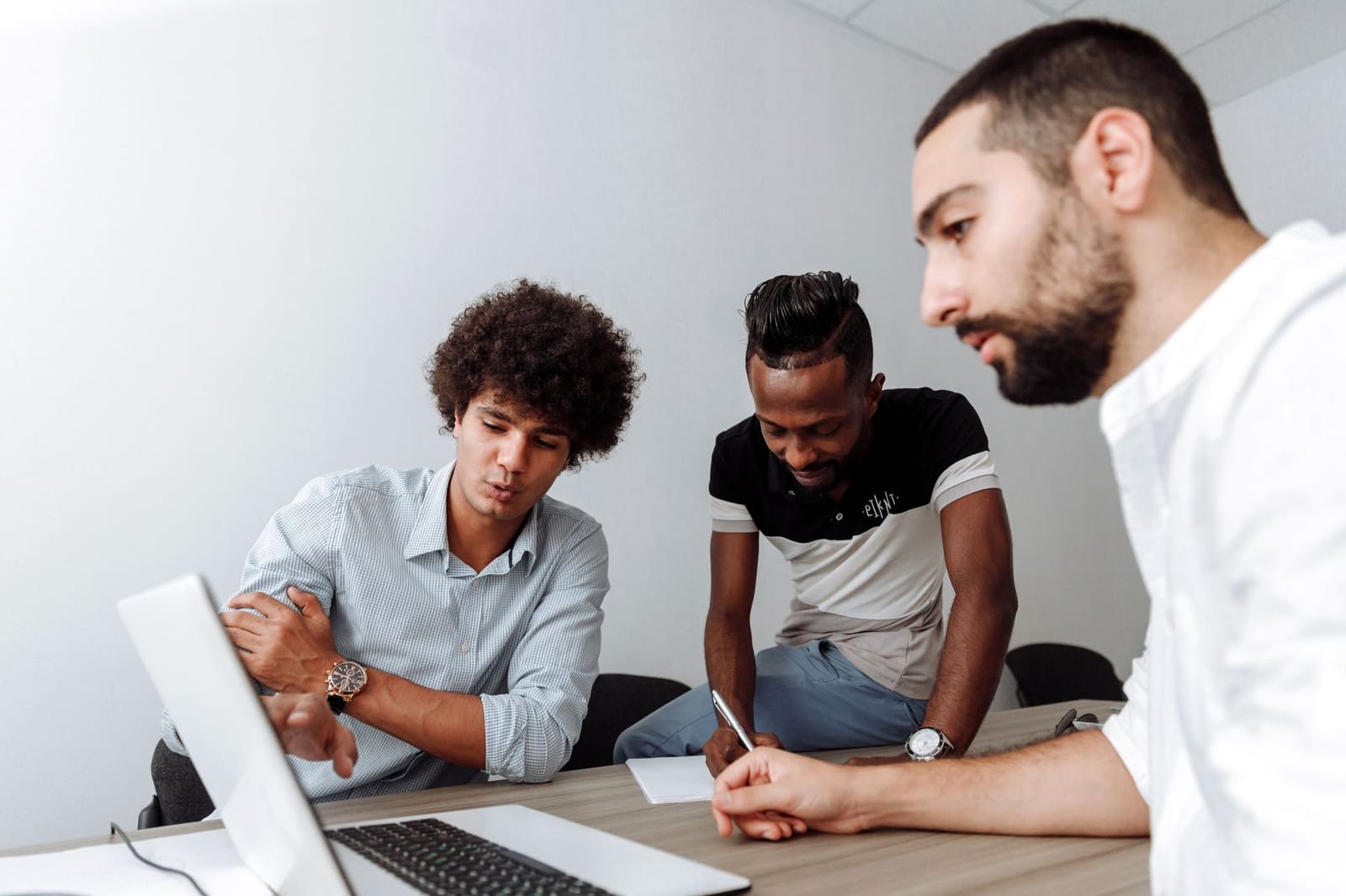 Qu’est-ce qu’un tableau de bord social et comment l’utiliser en entreprise ?